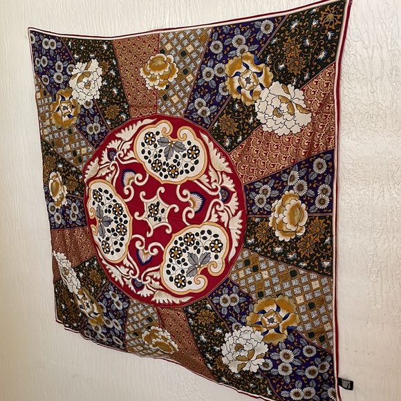 Gumps Of San Francisco Vintage Silk Scarf Flowers and Geometrics Hand Painted - Picture 4 of 9